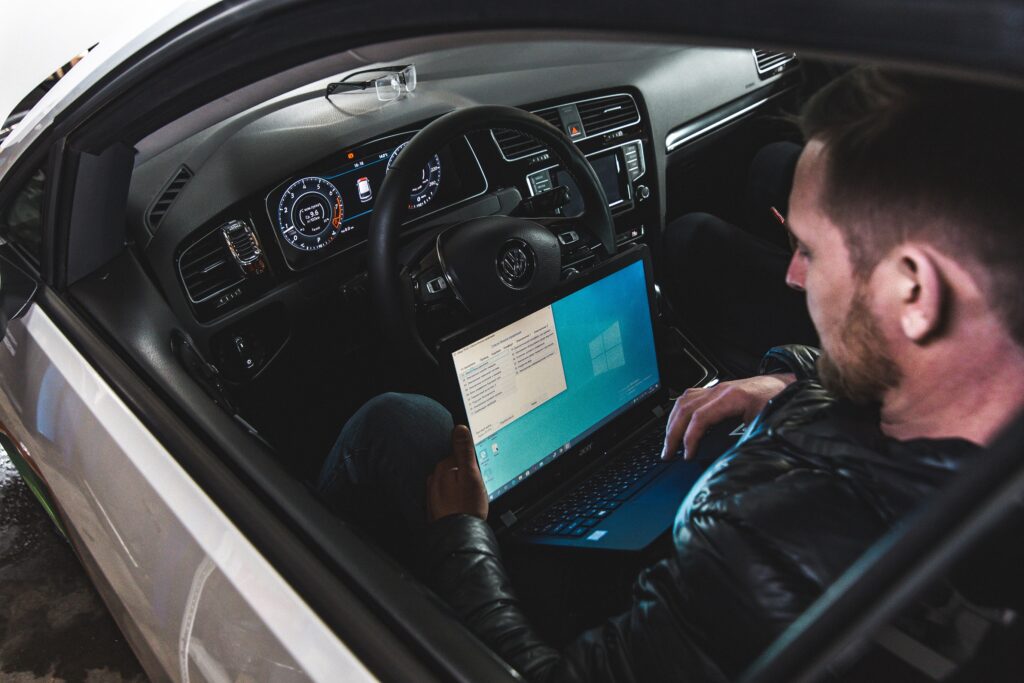 Charge laptop in your car