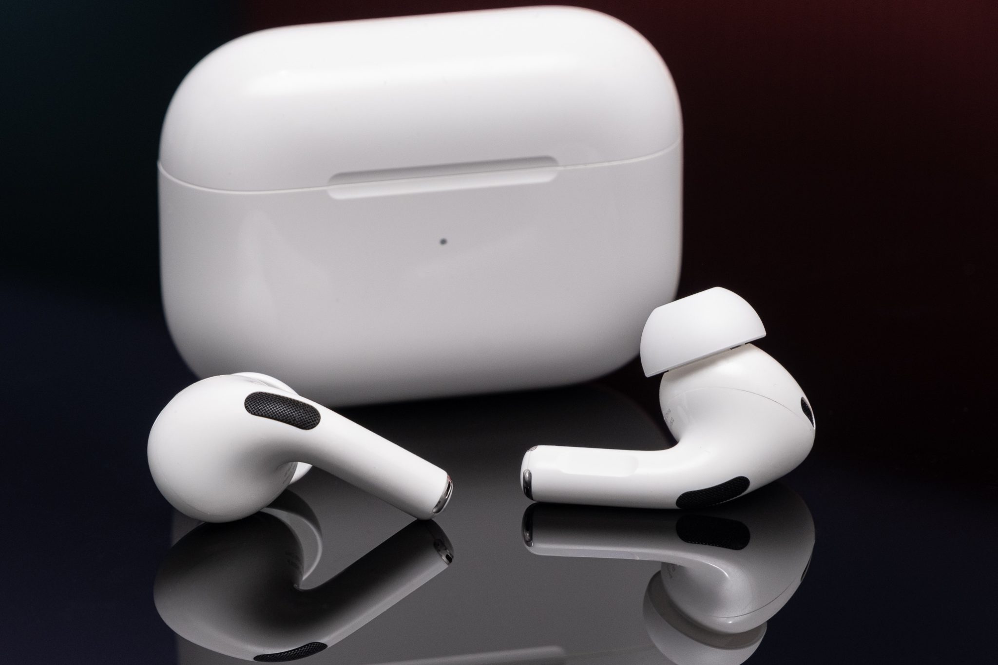 How to Tell if AirPods Pro 2 Are Fake or Real: The 100% Method | TECHWALTZ